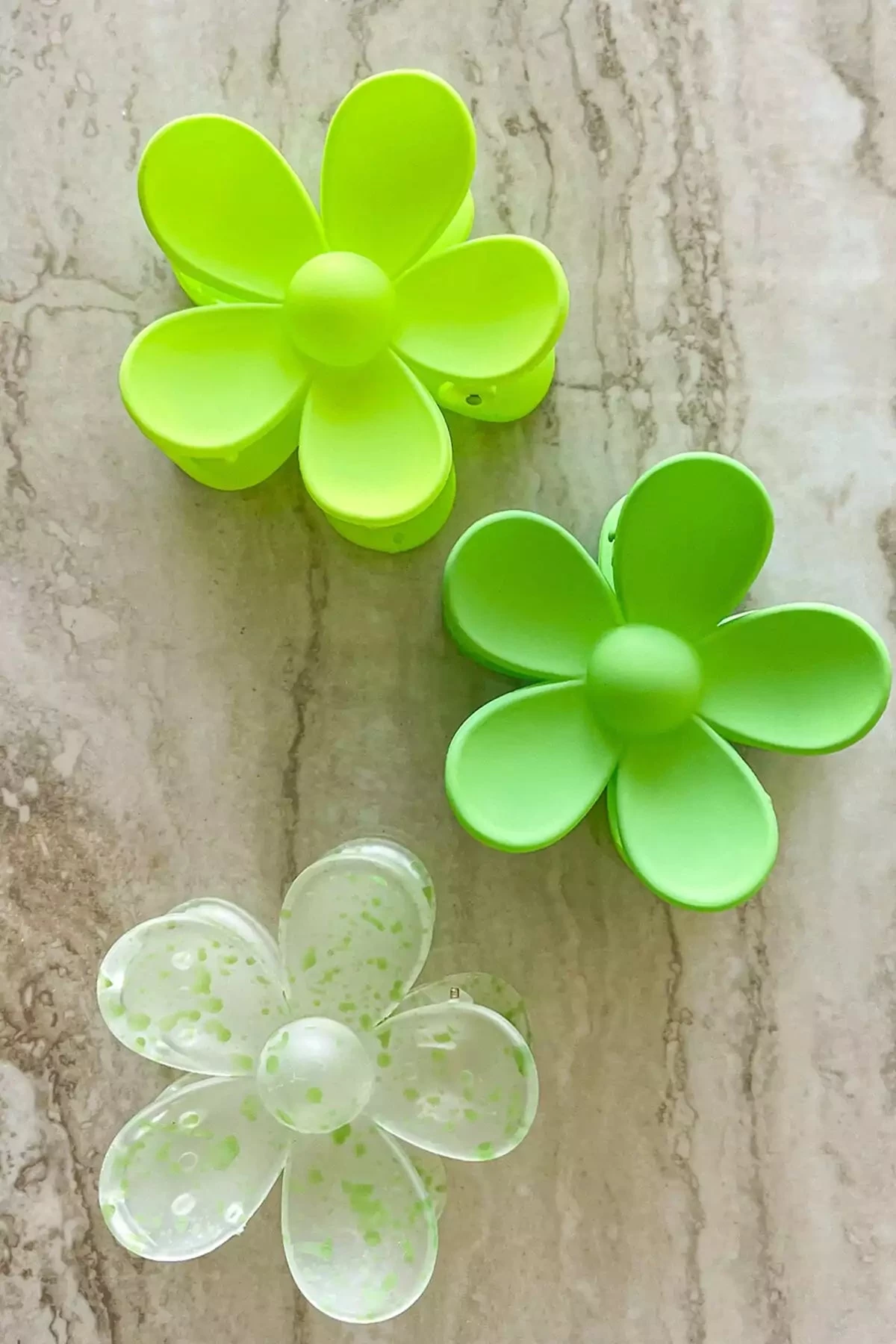 Opsy Daisy Hair Claw Clip - Image 4